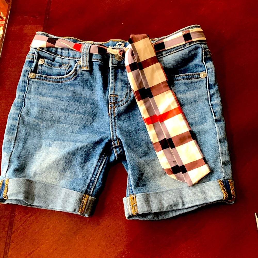 7 for all mankind shorts/jeans for a size 6. Excellent shape. With tie